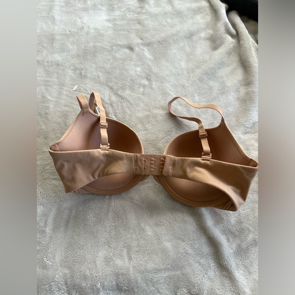 Two Skims bras 32D New - Picture 3 of 7